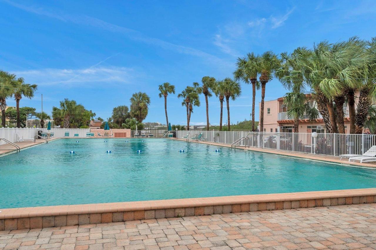 Picturesque Waterfront Studio Clearwater Beach Exterior photo