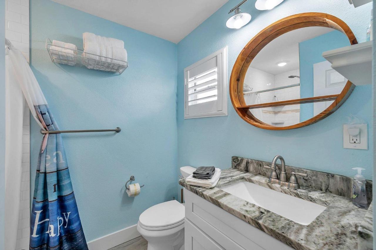 Picturesque Waterfront Studio Clearwater Beach Exterior photo